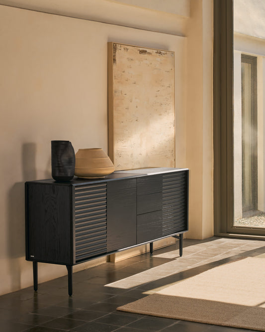 Credenza Lenon 3 ante e 3 cassetti in legno massello e impiallacciatura di rovere nero 200x86cm
