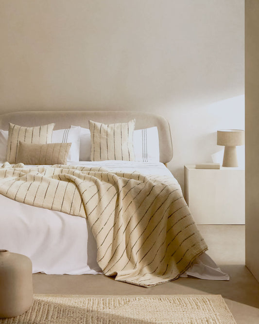 Letto Octavia impiallacciato di frassino testiera foderata bianco 180 x 200 cm