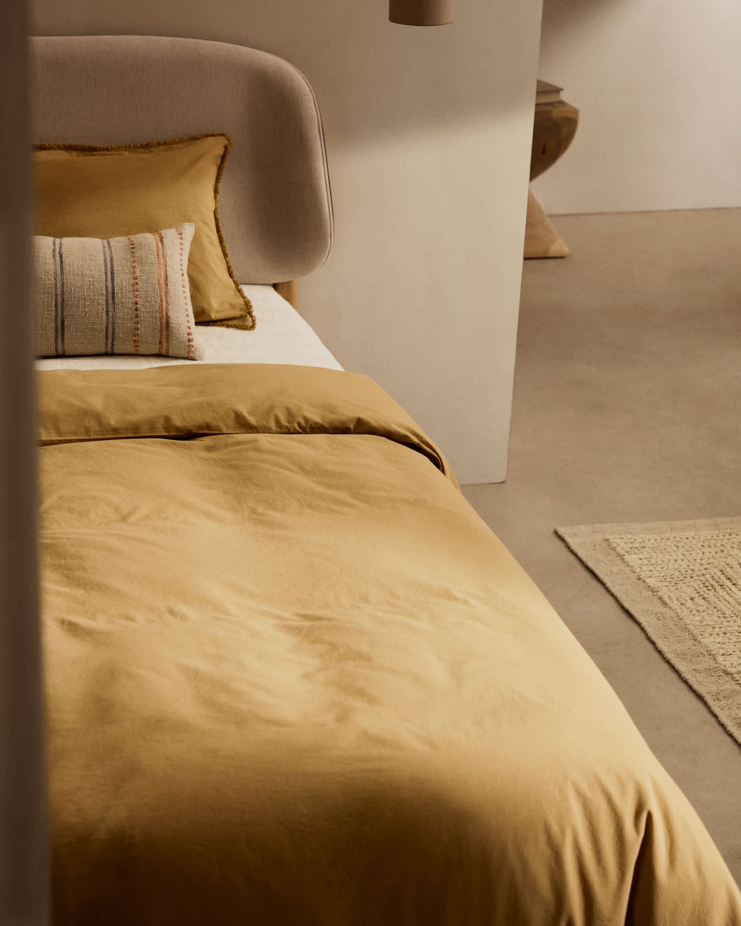 Set Sifinia copripiumino e federa 100% cotone percalle con frange mostarda letto 90 cm