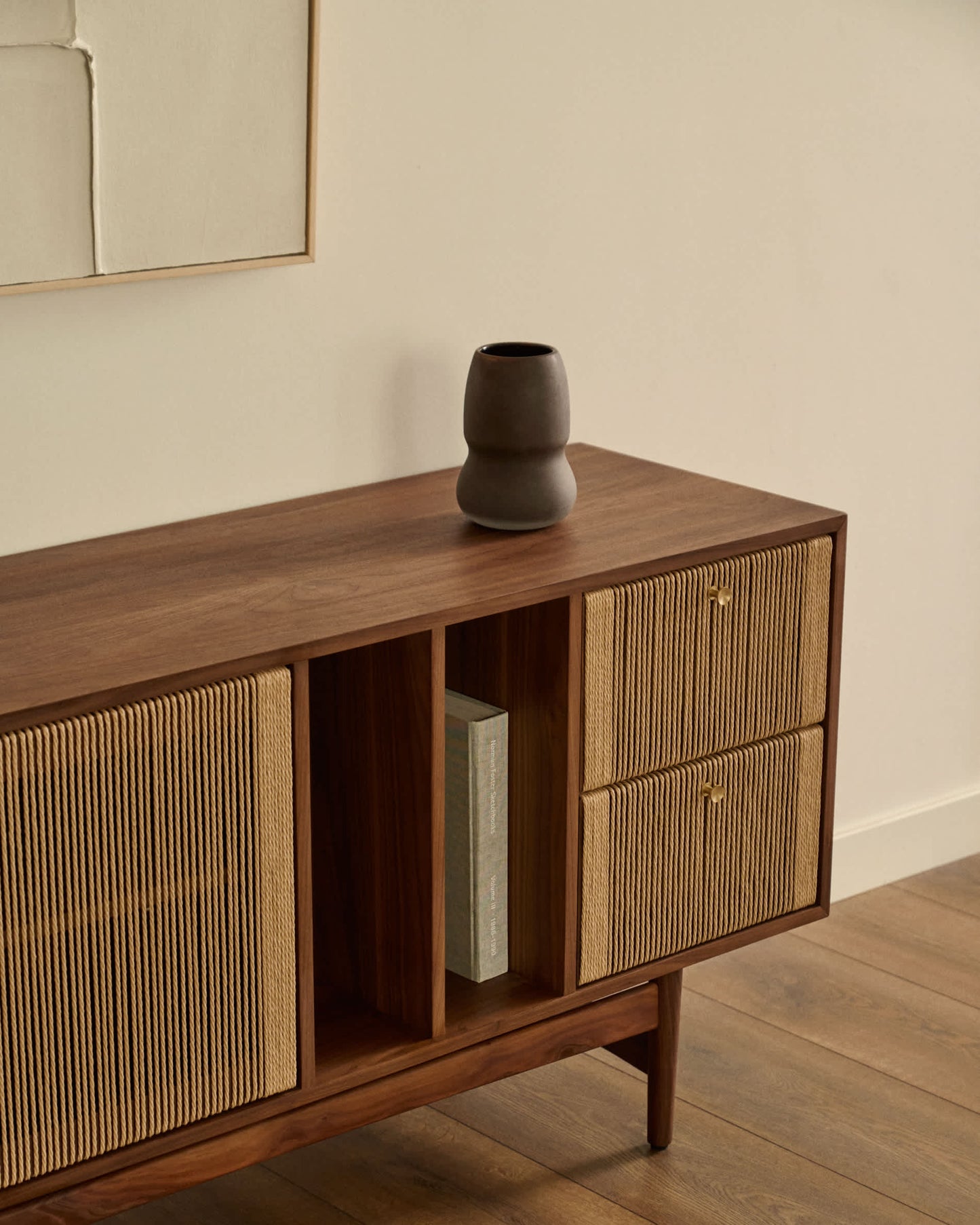 Credenza Elan 2 ante 2 cassetti impiallacciatura e legno massello noce corda 180x73cm