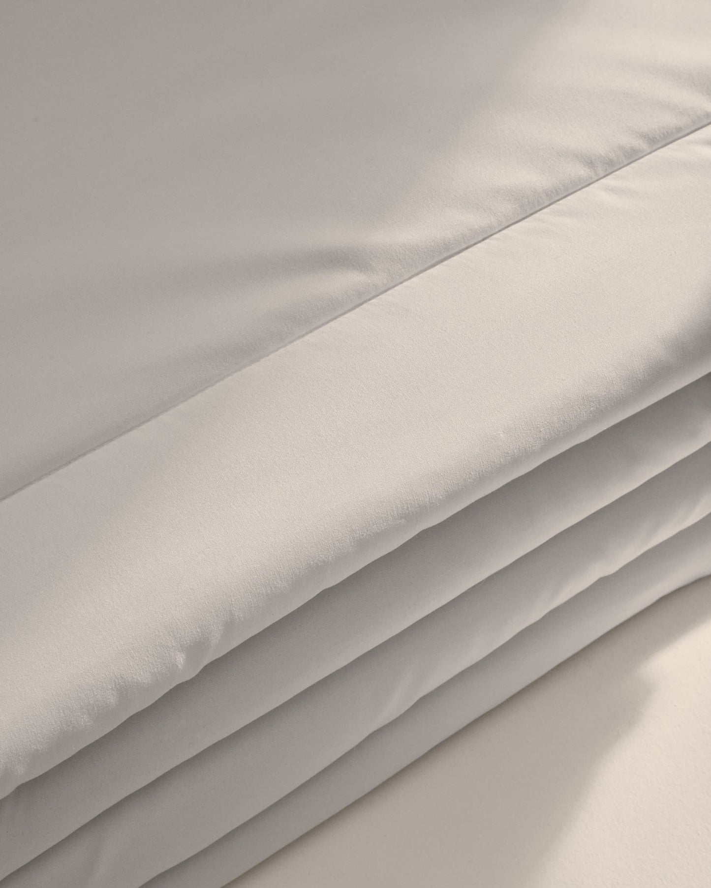 Piumino Mistral in microfibra da 250 gr/m² per letto da 160 cm prodotto in Spagna