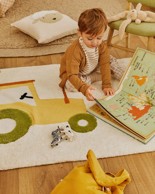 Tappeto Pecky 100% cotone beige con trattore 90 x 150 cm