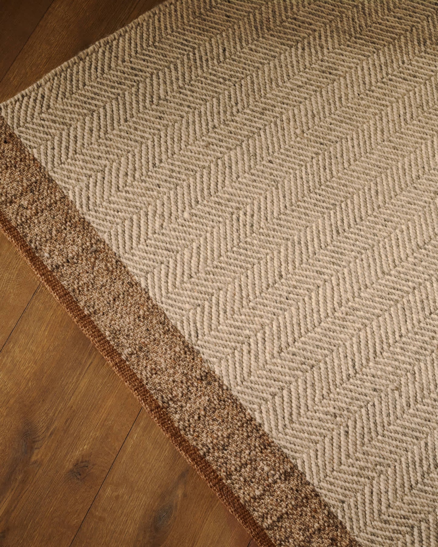 Tappeto Nifelia jacquard in lana beige 200 x 300 cm