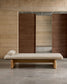 Chaise-longue Topaz in ciniglia beige e legno massello di frassino finitura naturale 200cm FSC 100%
