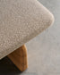 Chaise-longue Topaz in ciniglia beige e legno massello di frassino finitura naturale 200cm FSC 100%