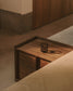 Comodino Onix 2 cassetti impiallacciatura in noce finitura scura 60 x 47cm