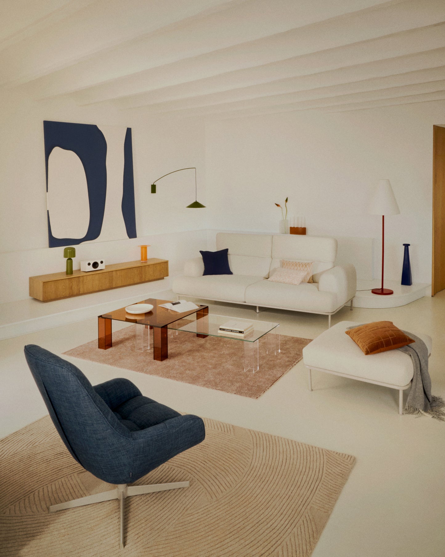 Poltrona girevole Jaspe blu e metallo con finitura grigio