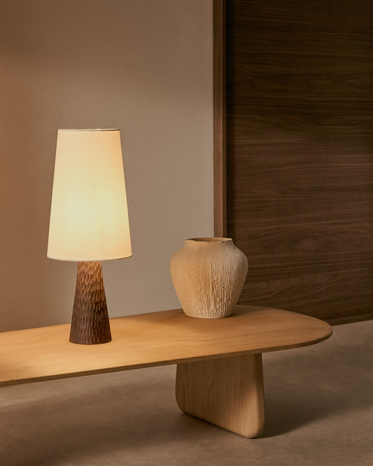 Lampada da tavolo Amire in legno con finitura scura