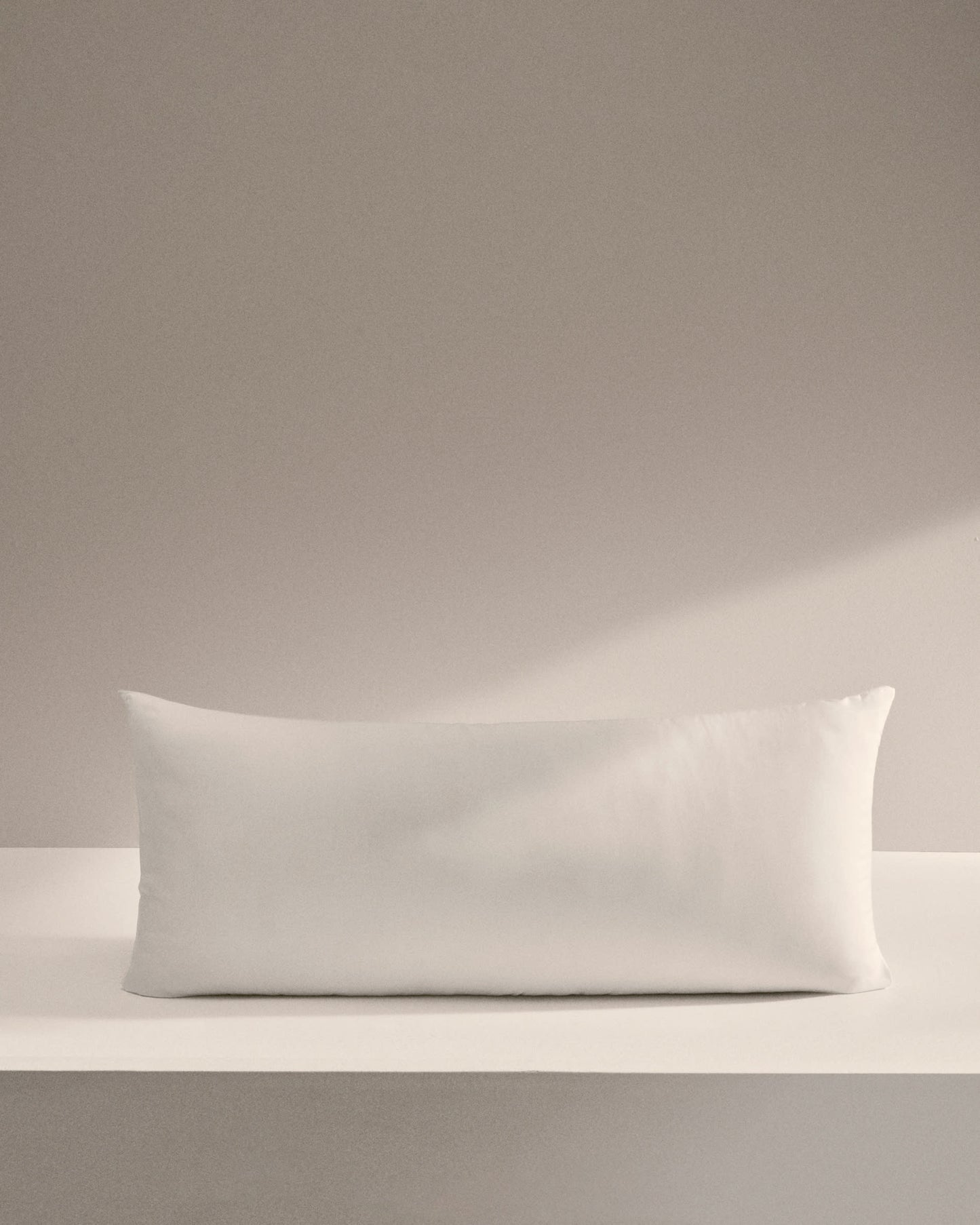 Cuscino Duca 10% piumino e 90% piuma 90 x 40 cm prodotto in Spagna