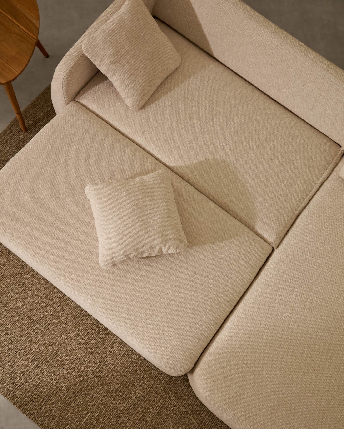 Divano letto Laira a 3 posti in ciniglia con chaise longue destra écru 246 cm