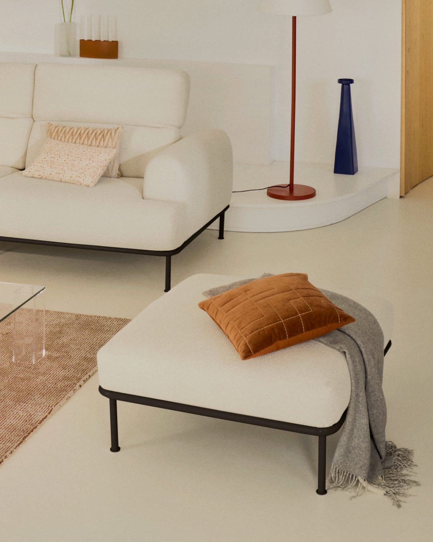 Pouf Aurum écru in metallo grigio opaco 85 x 85 cm
