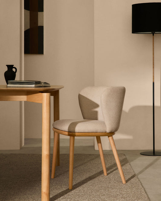 Sedia Ciselia cignilia beige legno di frassino finitura tono naturale