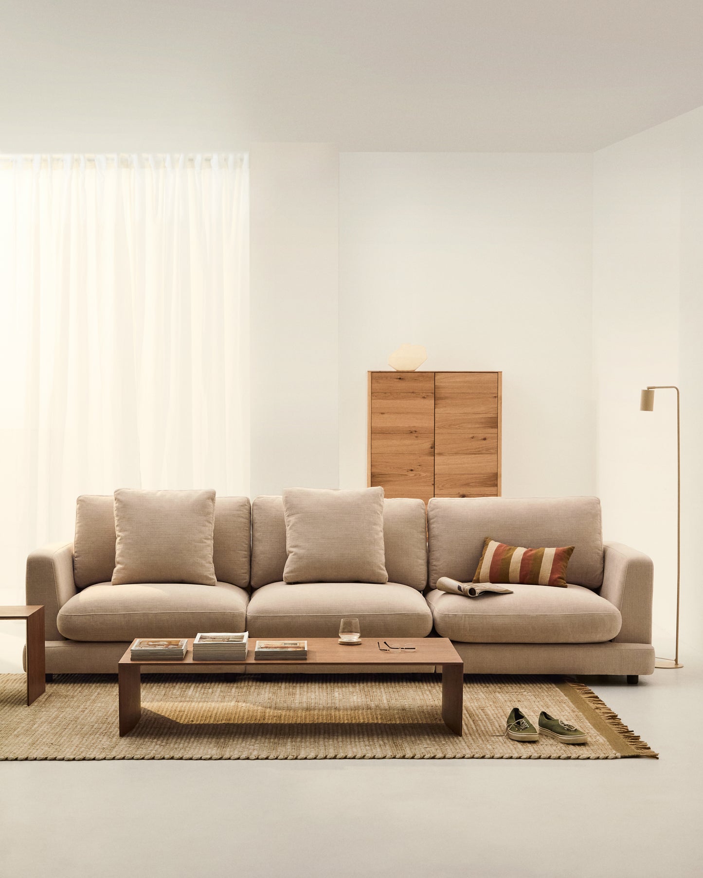 Divano Gala 4 posti in ciniglia beige 300 cm