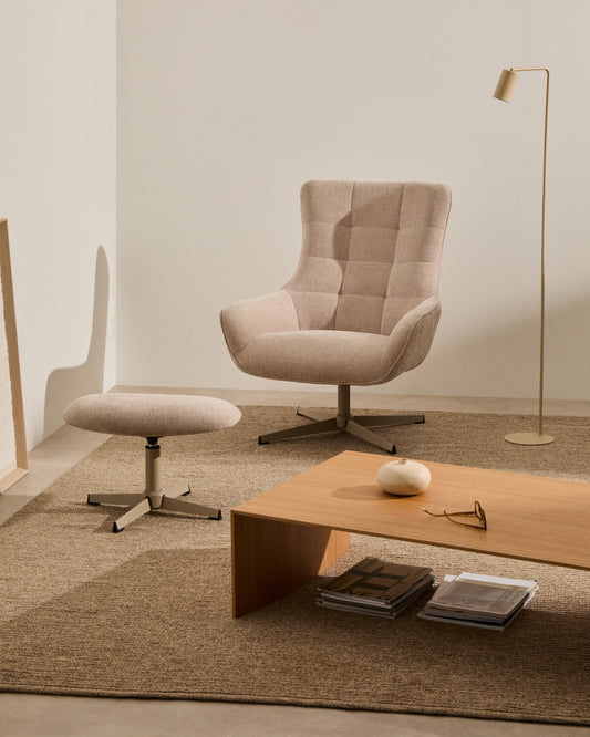 Poltrona girevole Teryl di ciniglia beige e metallo con finitura grigio