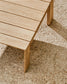 Tavolino da salotto Ambra in legno massiccio di acacia con finitura chiara 82,5 x 82,5 cm
