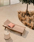 Lettino Itani in legno d'acacia massiccio e rattan sintetico