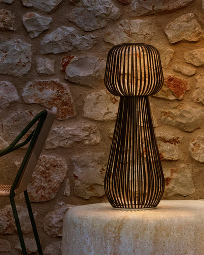 Lampada da terra solare Reiba in metallo verde