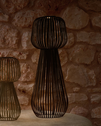 Lampada da terra solare Reiba in metallo nero