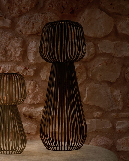 Lampada da terra solare Reiba in metallo nero