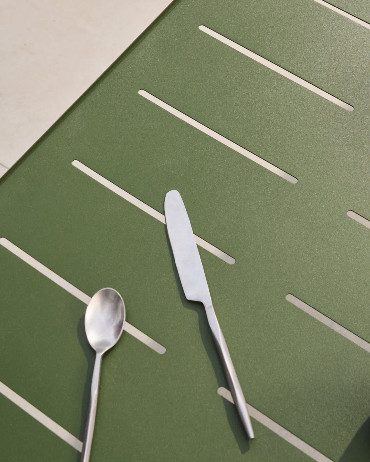 Tavolo da esterno Brai in acciaio zincato verde 180 x 90 cm