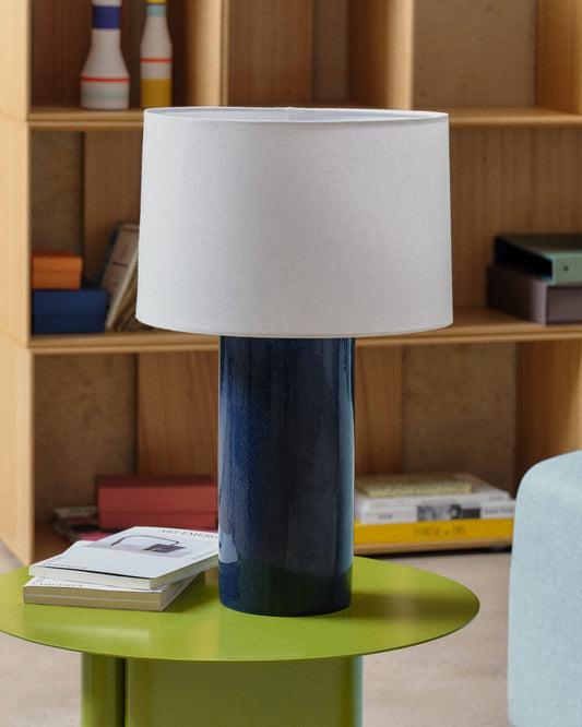 Lampada da tavolo Toneric in ceramica con finitura blu e cotone