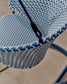 Poltrona sospesa con piede Saliga in alluminio e rattan sintetico blu