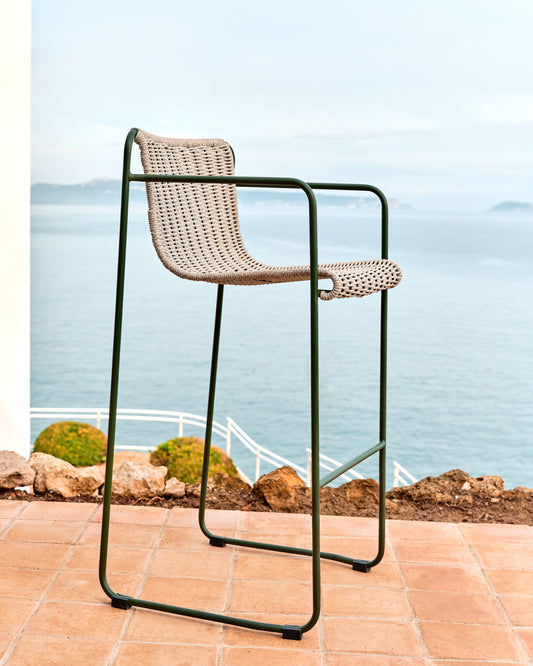 Sgabello Maurina in acciaio zincato verde e corda ecru e grigia 74,5 cm