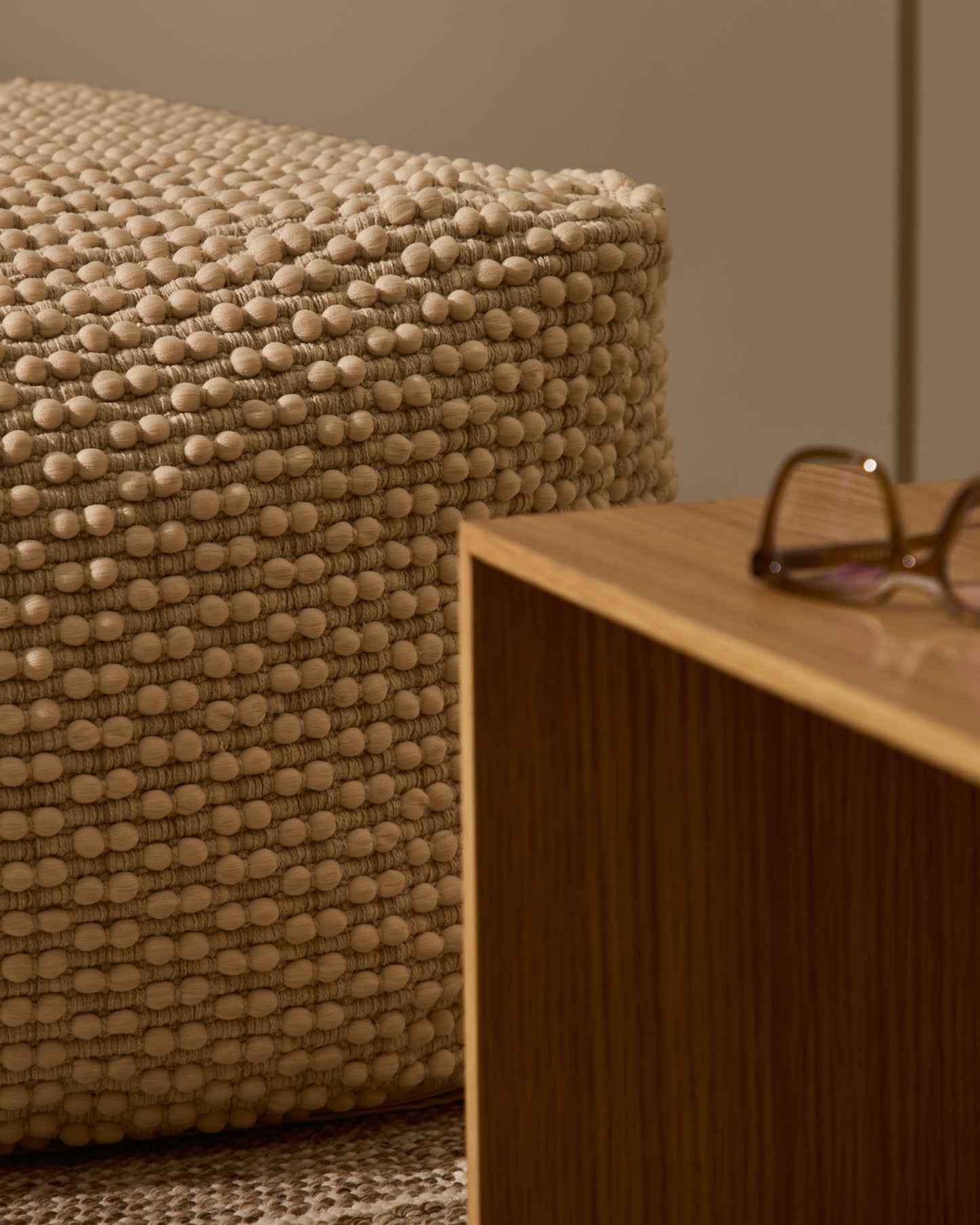 Pouf Mascarell in cotone e poliestere bianco 60 x 60 cm