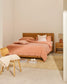 Letto Alguema con impiallacciatura in rovere e finitura naturale per materasso 180 x 200 cm