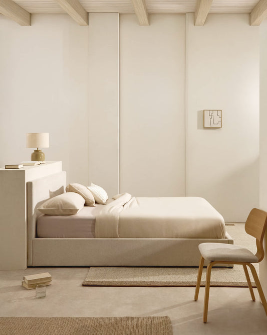 Letto con contenitore apribile Nahiri in ciniglia beige per materasso 160 x 200 cm