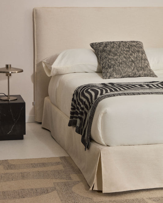 Letto sfoderabile Jaira in ciniglia bianca per materasso da 150x190cm FSC Mix Credit