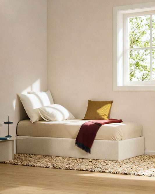 Letto contenitore sfoderabile Nelzi in ciniglia écru per materasso da 90 x 200 cm FSC 100%