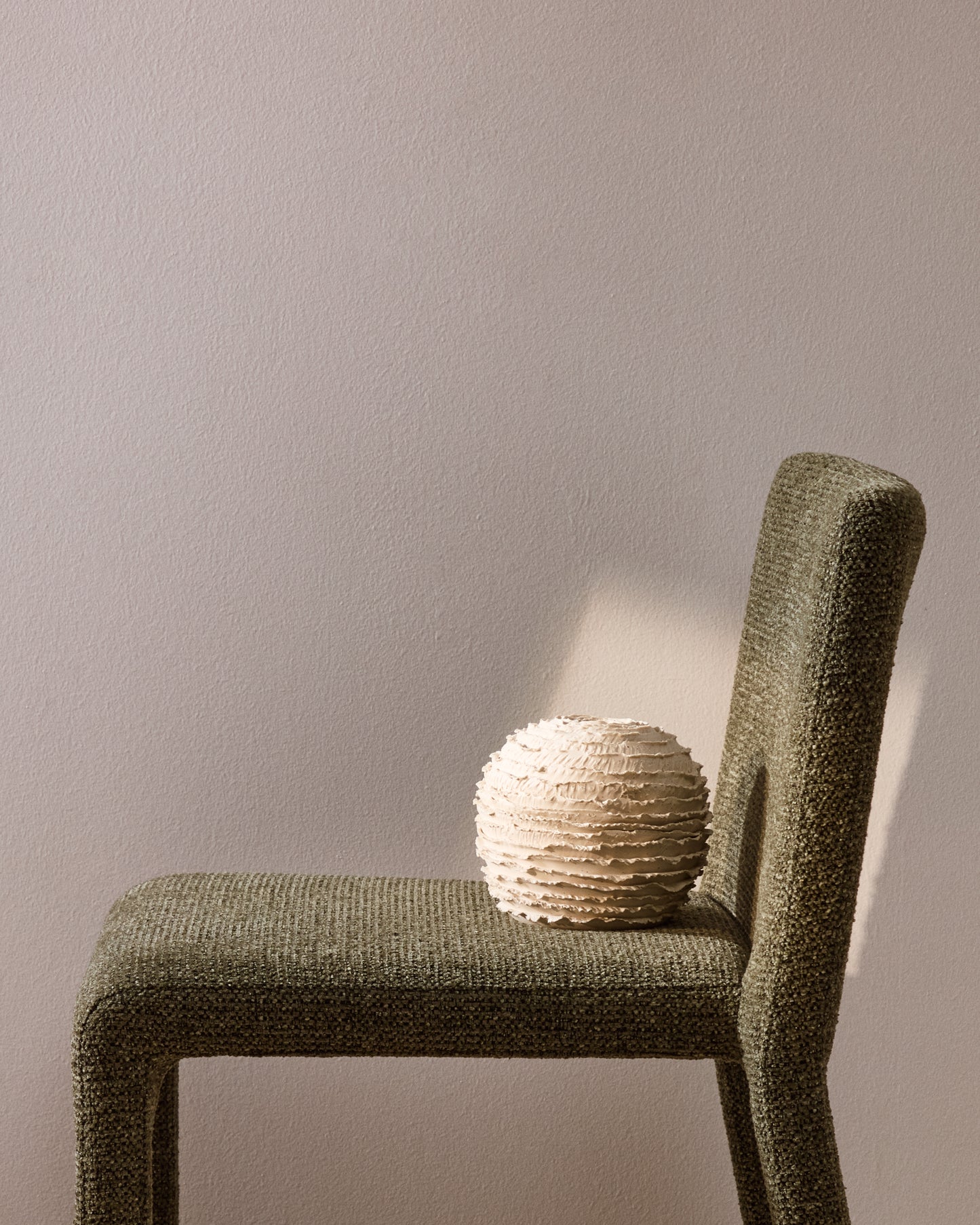 Vaso Evania in ceramica beige 15,5 cm