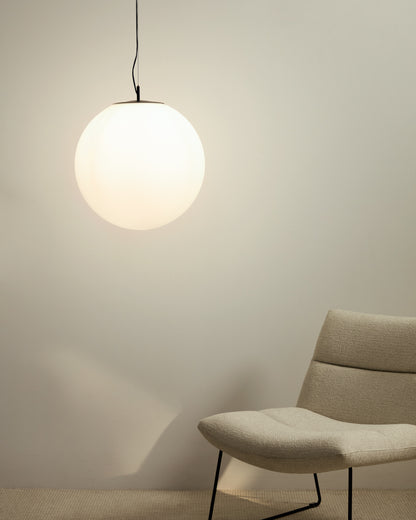 Lampada da soffitto Brisia in metallo con finitura nera e 1 sfera in vetro satinato Ø 50 cm