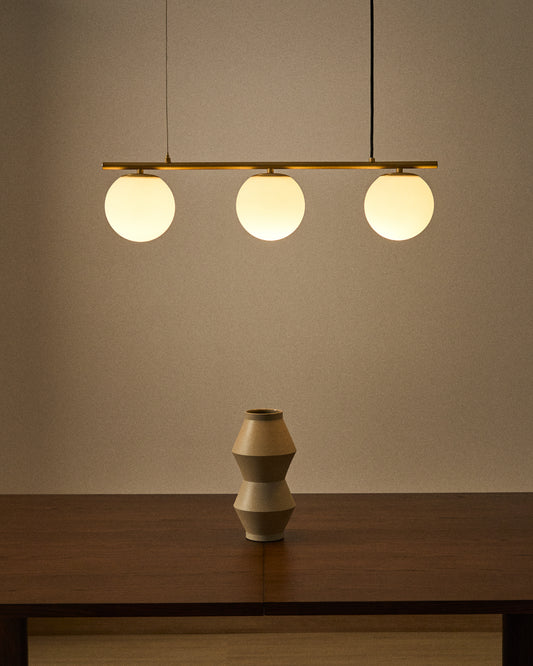 Lampada da soffitto Brisia in metallo con finitura in ottone spazzolato e 3 sfere di vetro satinato Ø 15 cm
