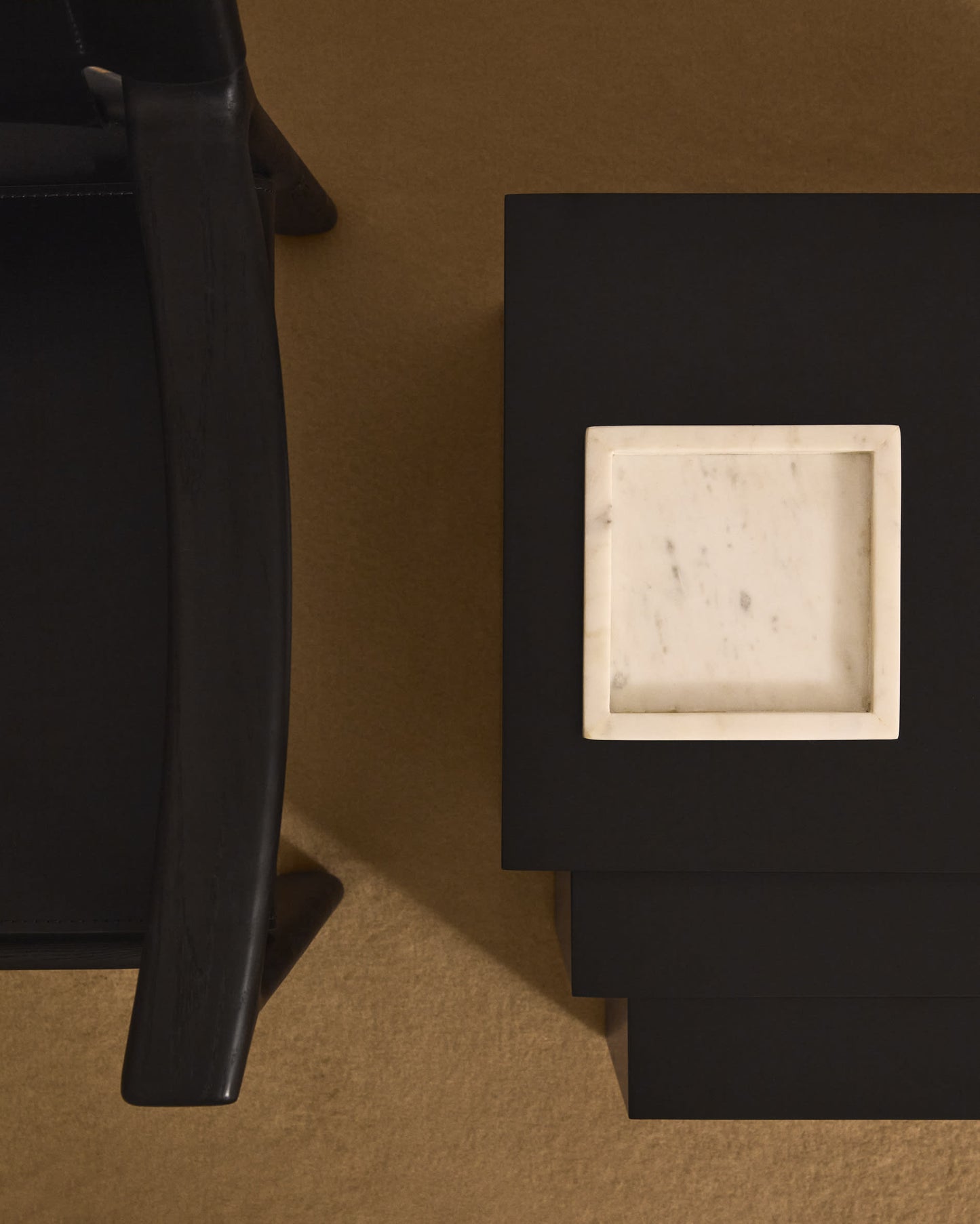 Set Litto con 3 tavolini a nido di MDF laccato nero 60 x 40 / 51 x 36 / 42 x 31 cm