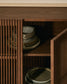 Credenza Beyla a 4 ante in impiallacciato e legno massiccio di frassino con finitura tono noce 180 x 71,5 cm