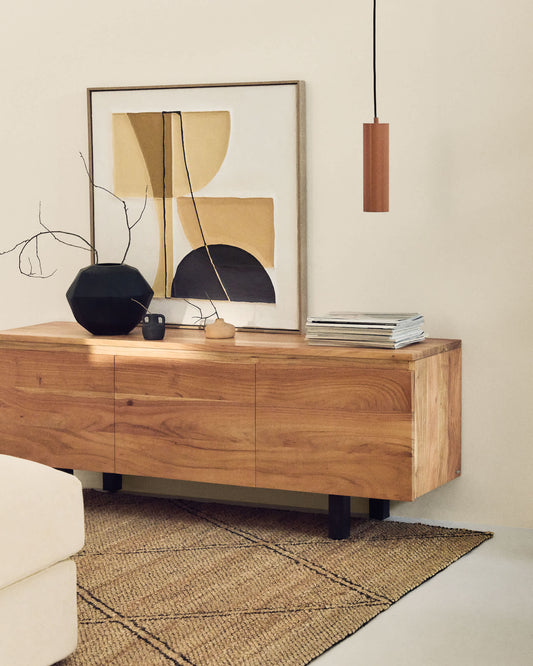 Mobile TV Uxue a 3 ante in legno massiccio di acacia con finitura sbiancata 150 x 58 cm