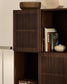 Scaffalatura Beyla in impiallacciato e legno massiccio di frassino con finitura noce 84,5 x 170 cm