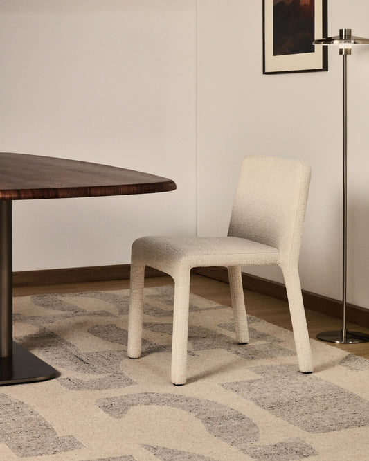 Sedia impilabile Loria in ciniglia beige FSC 100%