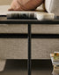 Divano Compo 2 posti beige grigiastro con vassoio grande e struttura in metallo nero 200 cm