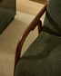 Poltrona Sylo in ciniglia verde scuro e legno massiccio di frassino con finitura color noce