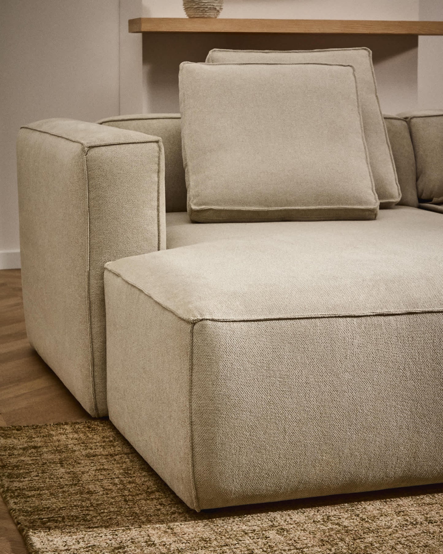 Divano letto Marela 3 posti con chaise longue sinistra in ciniglia beige 236 cm