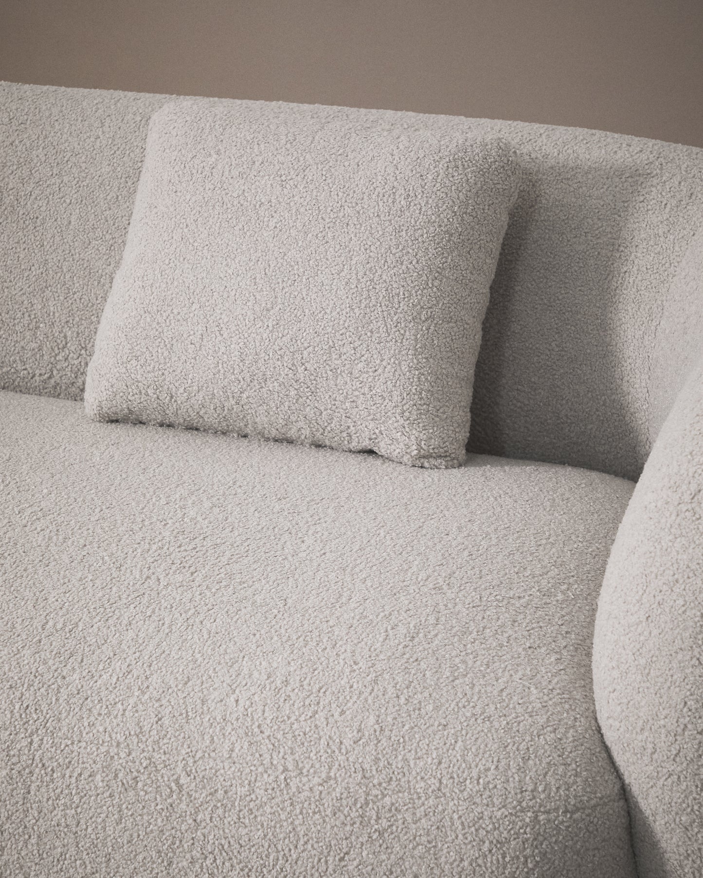 Cuscino Martina in bouclé grigio 52 x 52 cm