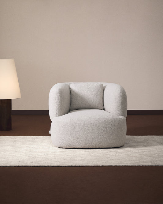 Poltrona Martina con cuscino in bouclé grigio