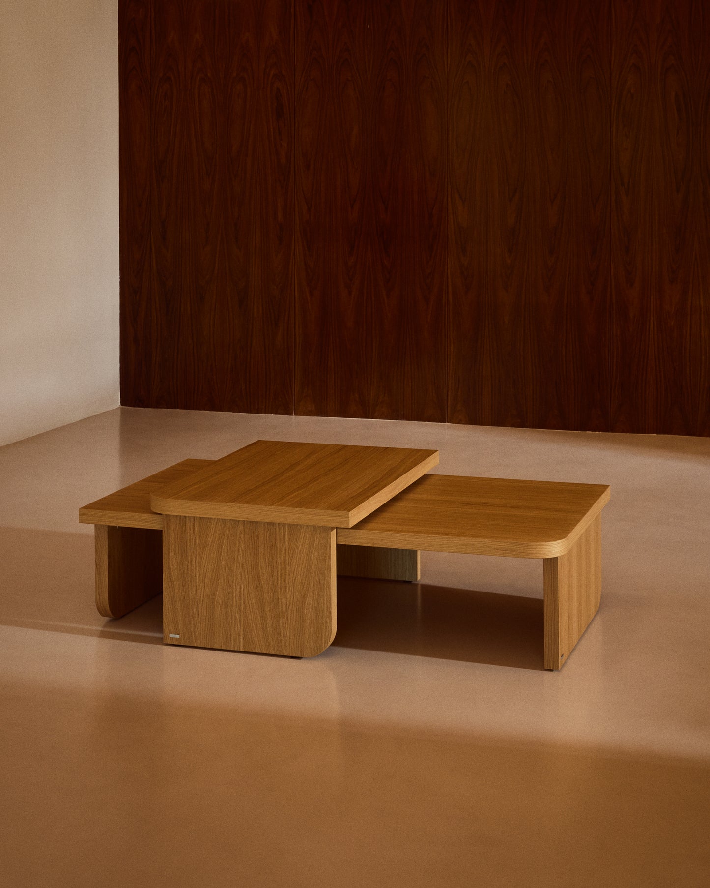 Set Oaq di 2 tavolini impiallacciato rovere finitura naturale