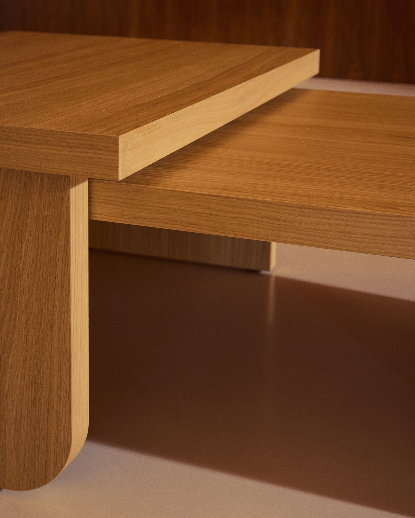Set Oaq di 2 tavolini impiallacciato rovere finitura naturale