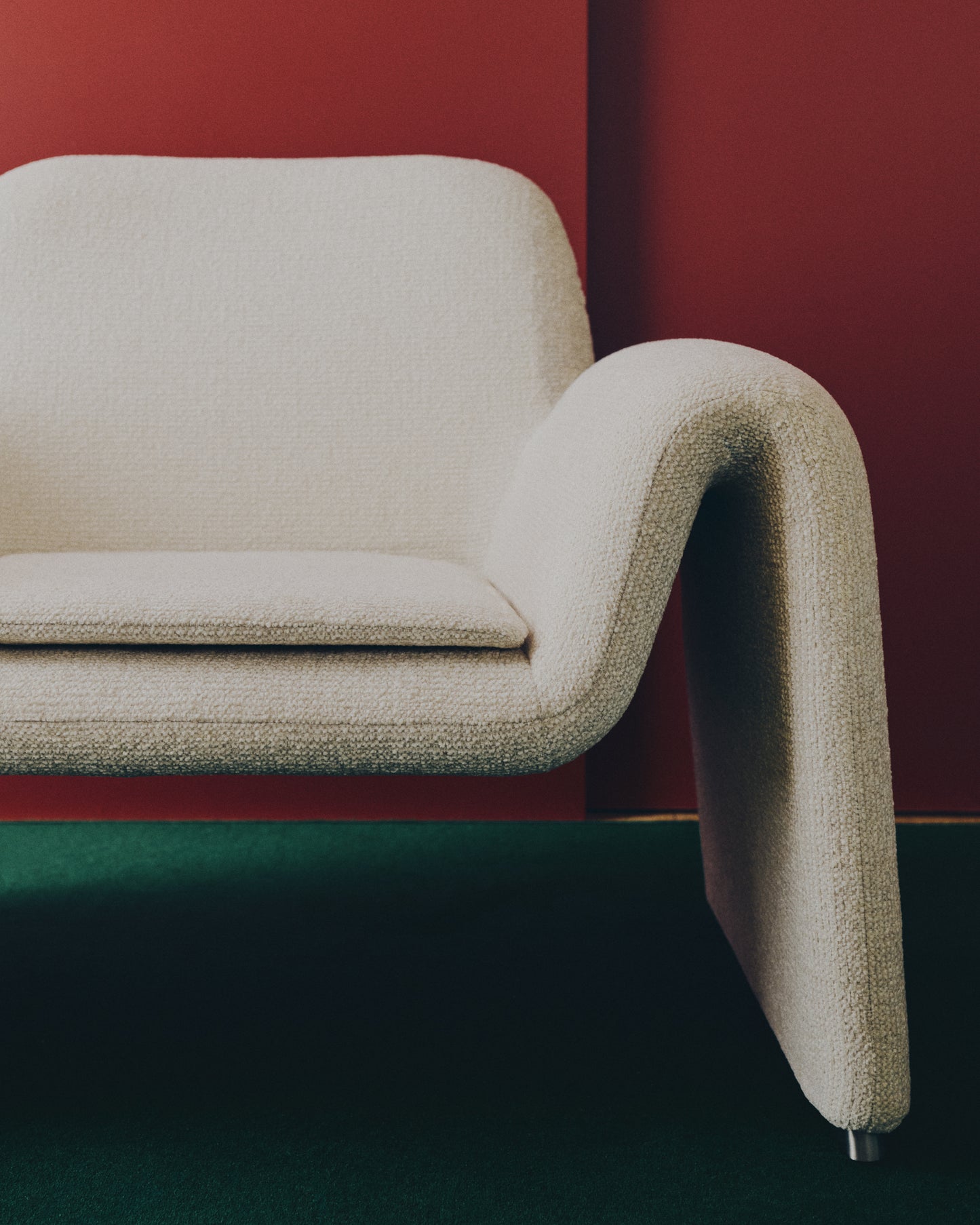 Poltrona Melvia in ciniglia beige