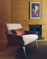 Poltrona Amsen beige in compensato di rovere e gambe in acciaio inox spazzolato