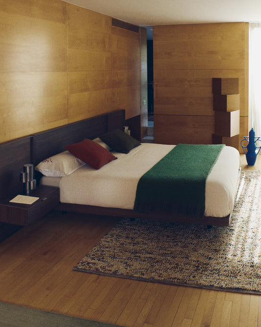Letto Norlen con 2 comodini in impiallacciatura di noce con finitura scura e luce LED per materasso 160 x 200 cm
